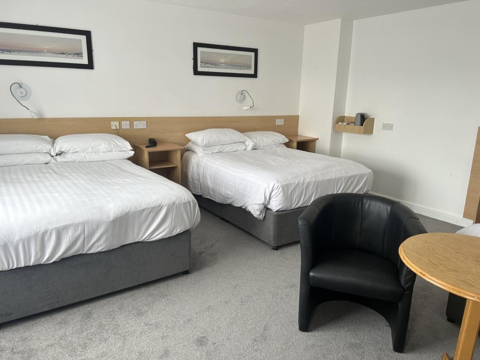 Drummond Hotel Ballykelly Bagian luar foto